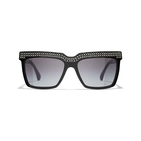 chanel sunglasses with diamante logo